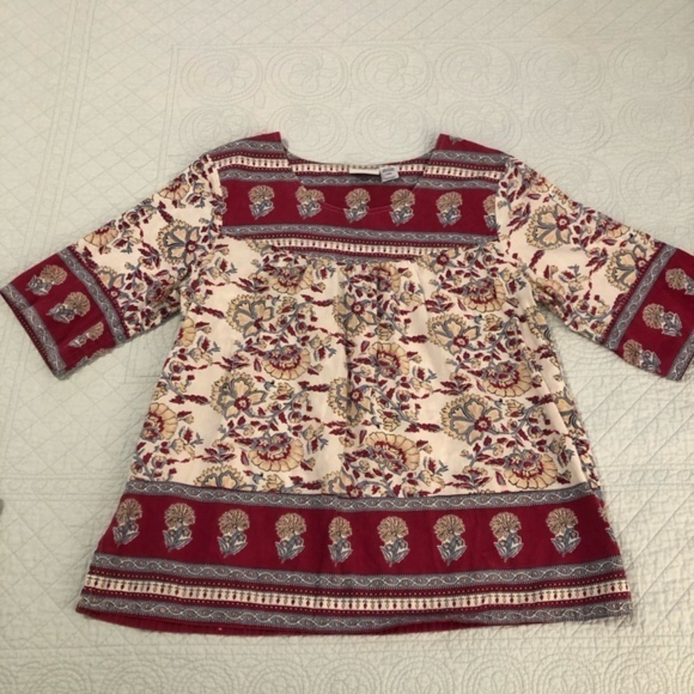 The Vermont Country Store Everbloom peasant top. Size large.